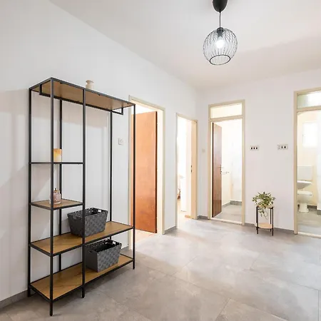 Kale Villa Vela Luka